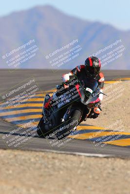 media/Jan-19-2023-Racers Edge (Thu) [[69d0b4dc55]]/B Group/Session 5 (Turn 12)/